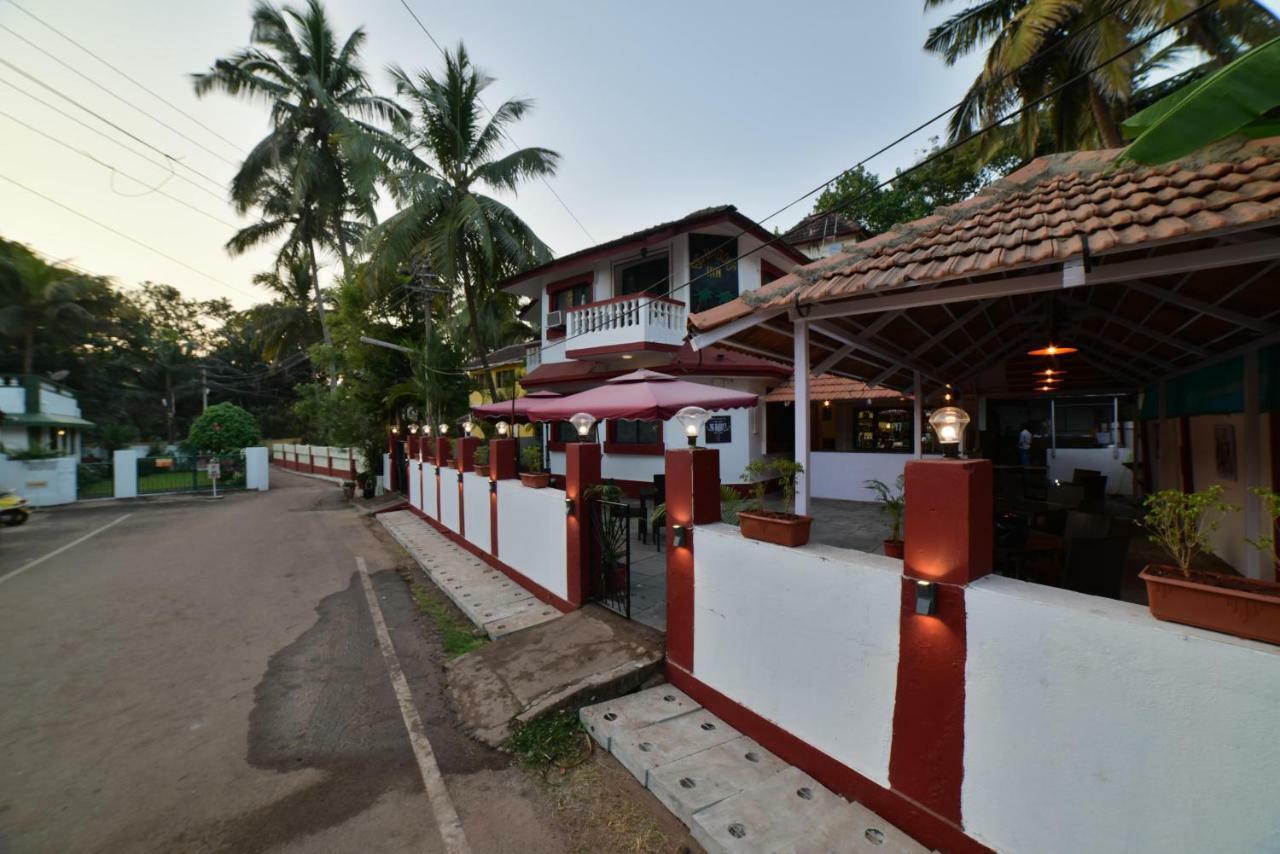 Big Daddy'S Inn Candolim Kültér fotó