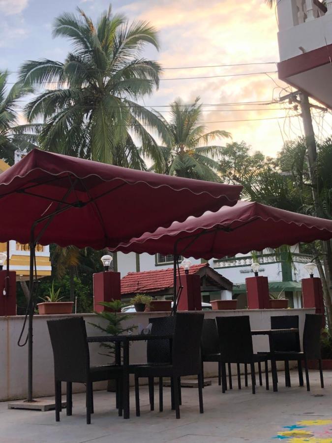 Big Daddy'S Inn Candolim Kültér fotó
