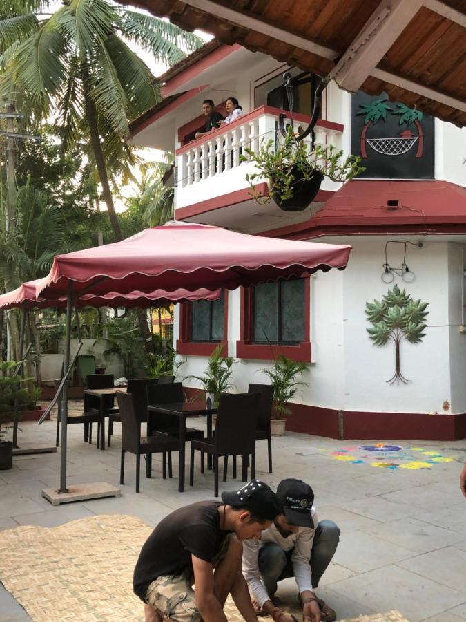 Big Daddy'S Inn Candolim Kültér fotó